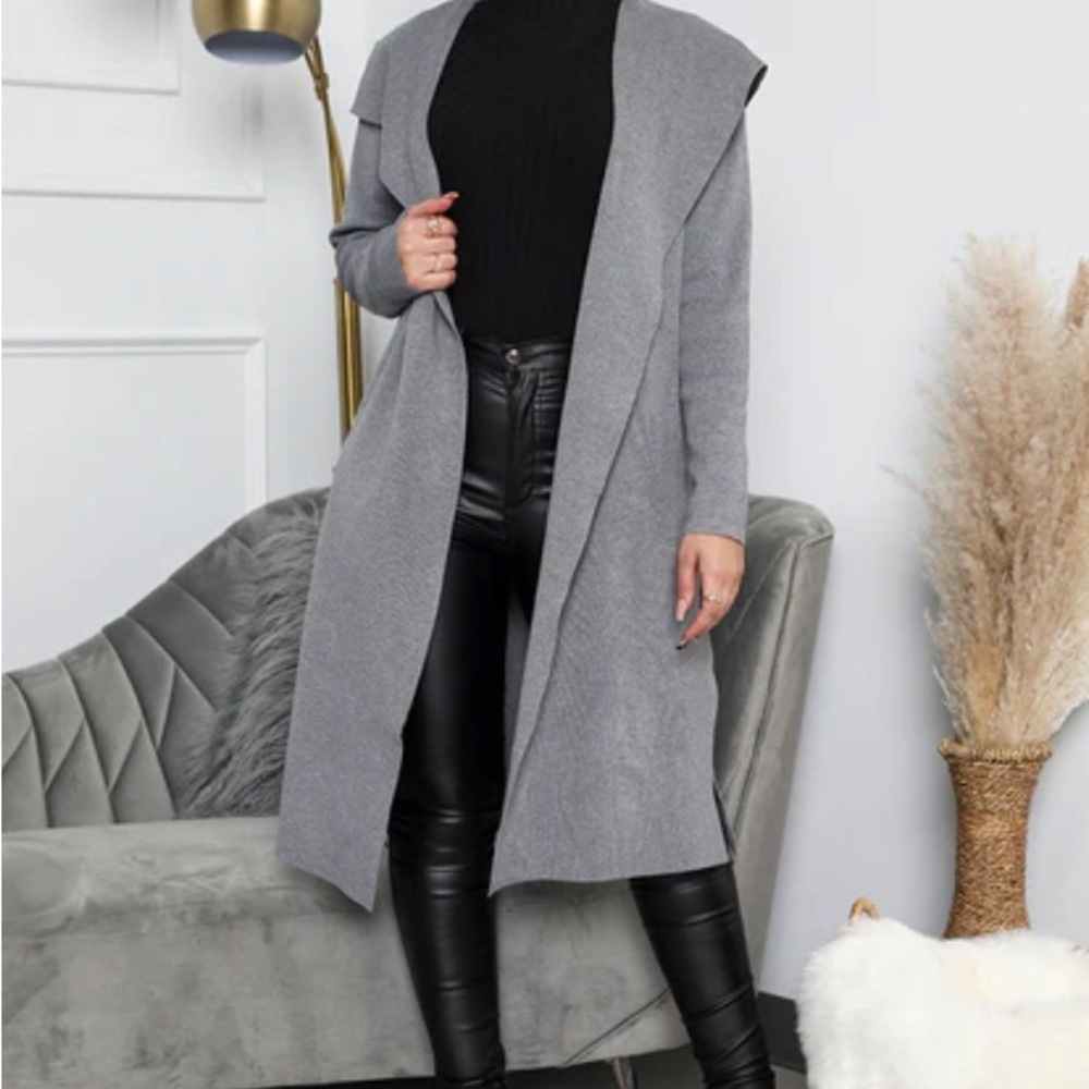 Heather Gray Wrap w/Pockets